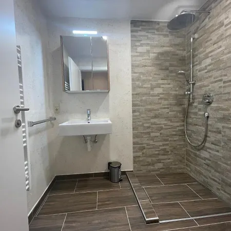 Roulette Und Zimmer Apartment