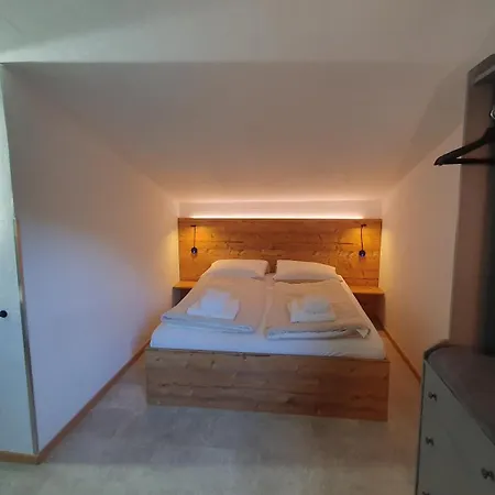 Apartment Roulette Und Zimmer Kirchberg in Tirol