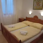 Absolute Active Roulette Apartments Kirchberg Apartment *
